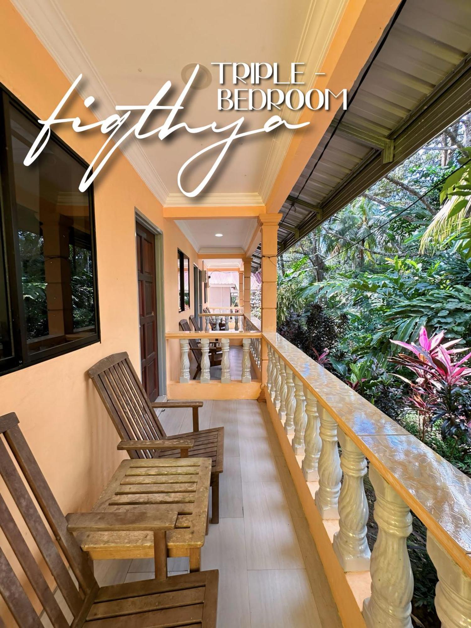 Fiqthya Chalet & Cafe Kampong Ayer Batang Buitenkant foto